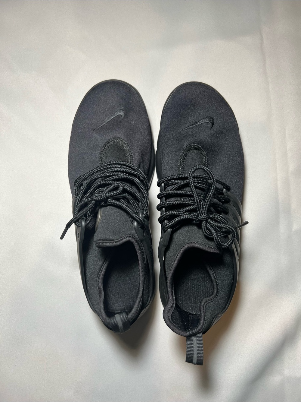 Nike Air Presto Triple Black Sneakers – Women's US 8 - Picture 7 of 10